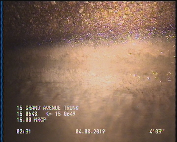 Deposits Attached Grease, 5 %of cross sectional area, from 04 to 08 o'clock, , within 8 inches of joint: YES, Start