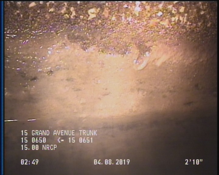 Deposits Attached Grease, 5 %of cross sectional area, from 04 to 08 o'clock, , within 8 inches of joint: YES, Start