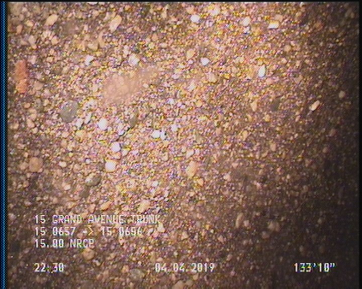 Surface Aggregate Projecting, from 08 to 04 o'clock, within 8 inches of joint: YES, Start