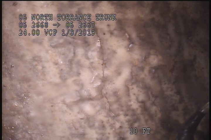 Surface Spalling, from 08 to 04 o'clock, within 8 inches of joint: YES, Start