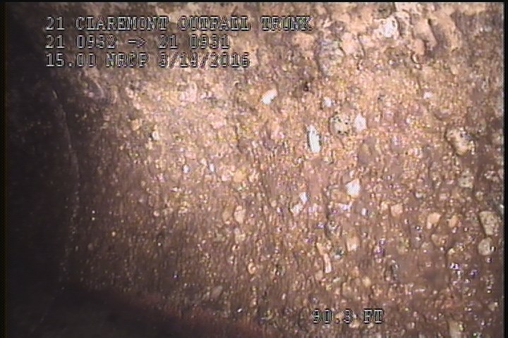 Surface Aggregate Projecting, from 08 to 04 o'clock, within 8 inches of joint: NO - SEVERE AGG