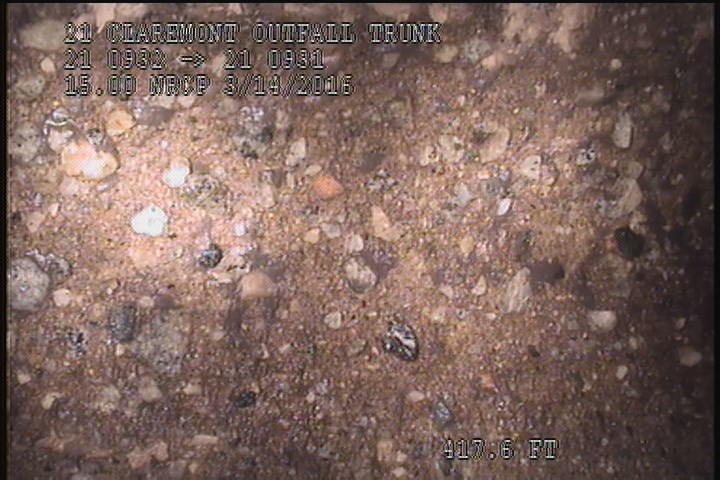Surface Aggregate Projecting, from 08 to 04 o'clock, within 8 inches of joint: NO - SEVERE AGG