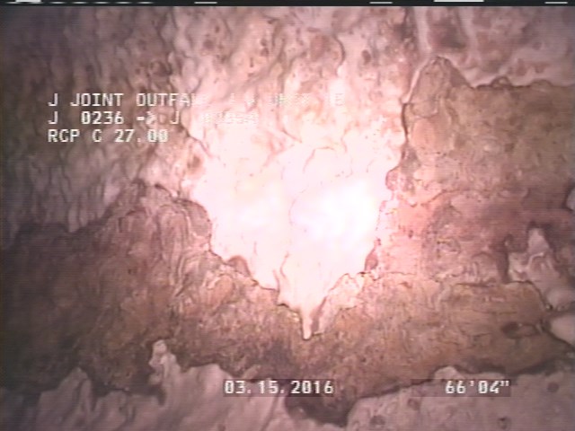 Surface Spalling, from 01 to 03 o'clock, within 8 inches of joint: YES - BLISTERING LAITANCE COAT