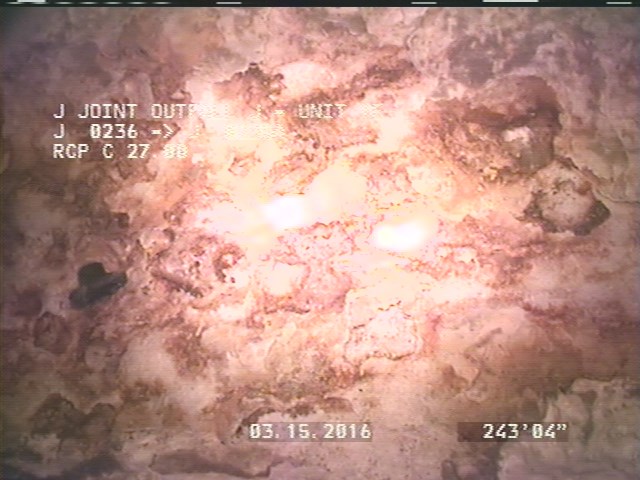 Surface Spalling, from 01 to 03 o'clock, within 8 inches of joint: YES