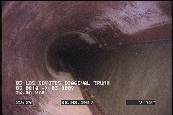 Deposits Attached Grease, 5 %of cross sectional area, from 04 to 08 o'clock, , within 8 inches of joint: YES, Start
