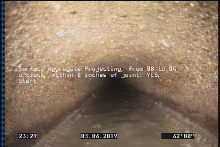 Surface Aggregate Projecting, from 08 to 04 o'clock, within 8 inches of joint: YES, Start