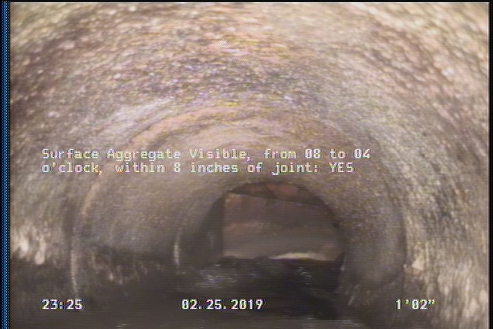 Surface Aggregate Visible, from 08 to 04 o'clock, within 8 inches of joint: YES