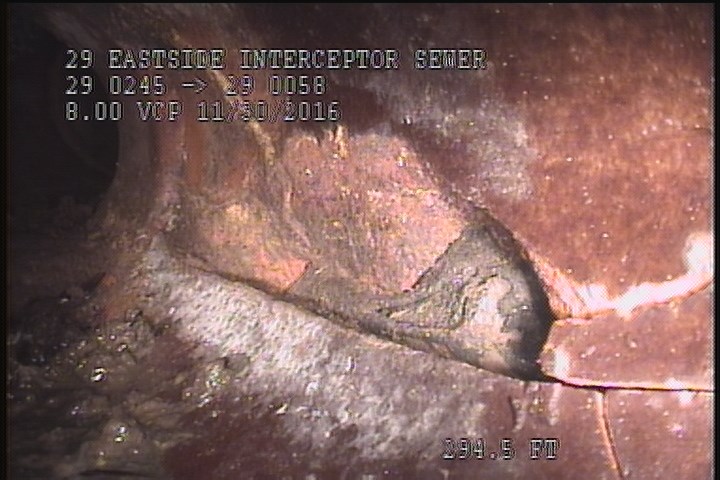 Tap Factory Made Defective, at 09 o'clock, -, within 8 inches of joint: YES, 4" - OPEN