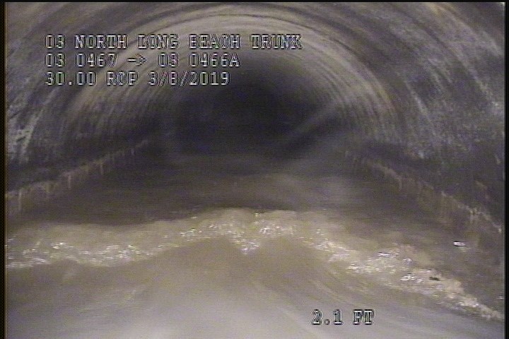 Deposits Attached Grease, 5 %of cross sectional area, from 08 to 04 o'clock, , within 8 inches of joint: YES