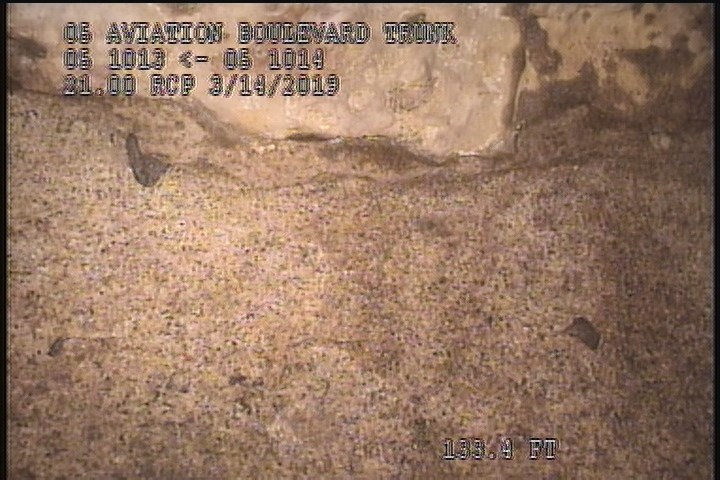 Surface Aggregate Visible, from 08 to 11 o'clock, within 8 inches of joint: NO - SEVERE AGG VERY SPORATIC