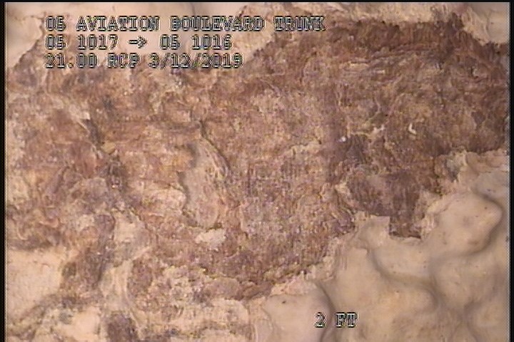 Surface Spalling, from 08 to 04 o'clock, within 8 inches of joint: YES, Start - BLISTERING PEELING CONCRETE