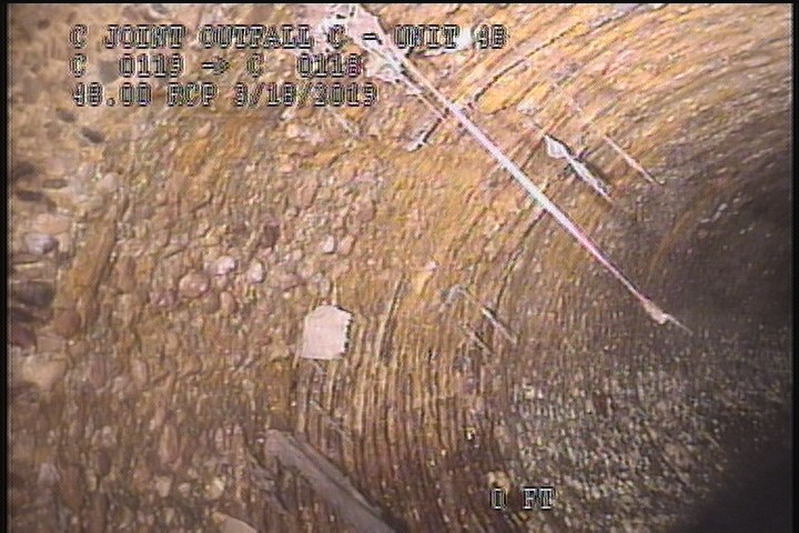 Surface Aggregate Missing, from 08 to 04 o'clock, within 8 inches of joint: YES - SEVERE AGG