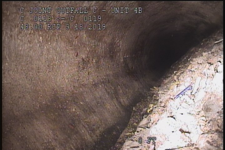Deposits Settled Other, 30 %of cross sectional area, at 08 o'clock, , within 8 inches of joint: YES - SLUDGE