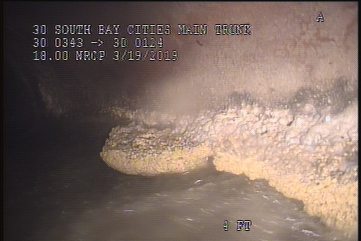 Deposits Attached Grease, 5 %of cross sectional area, from 08 to 04 o'clock, , within 8 inches of joint: YES, Start