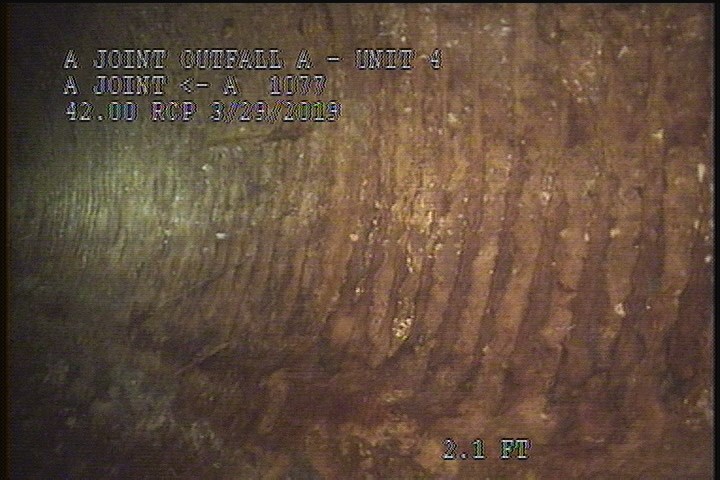 Surface Reinforcement Visible, from 08 to 04 o'clock, within 8 inches of joint: YES