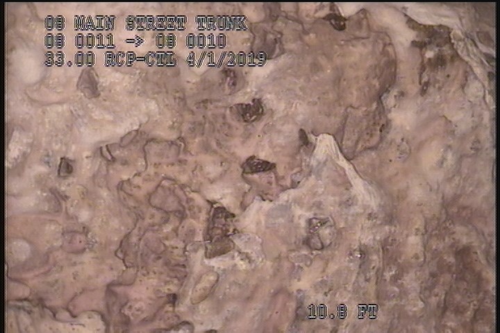 Surface Aggregate Missing, from 08 to 04 o'clock, within 8 inches of joint: YES, Start - SEVERE AGG AREAS OF MISSING TILES