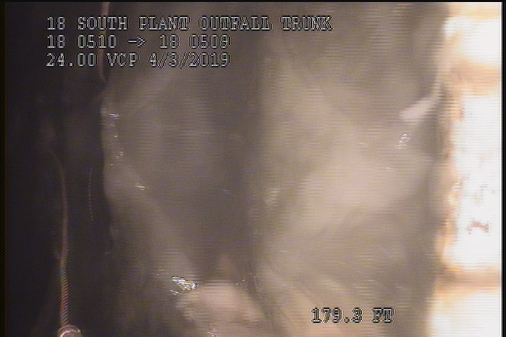 Deposits Settled Gravel, 5 %of cross sectional area, from 05 to 07 o'clock, , within 8 inches of joint: YES, Start
