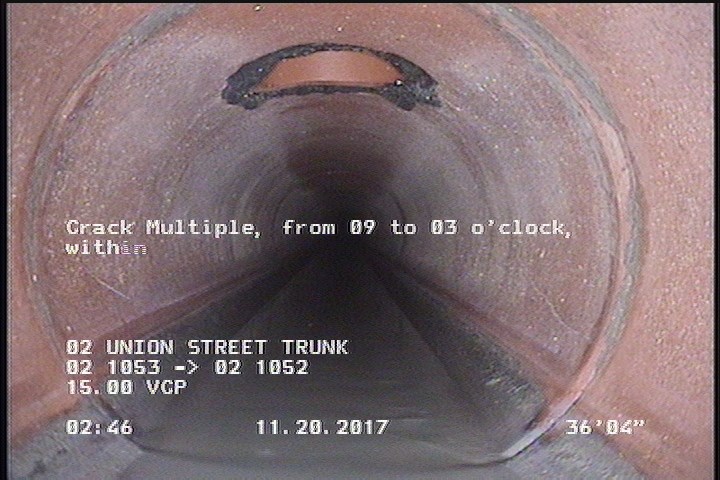 Crack Multiple, from 09 to 03 o'clock, within 8 inches of joint: YES