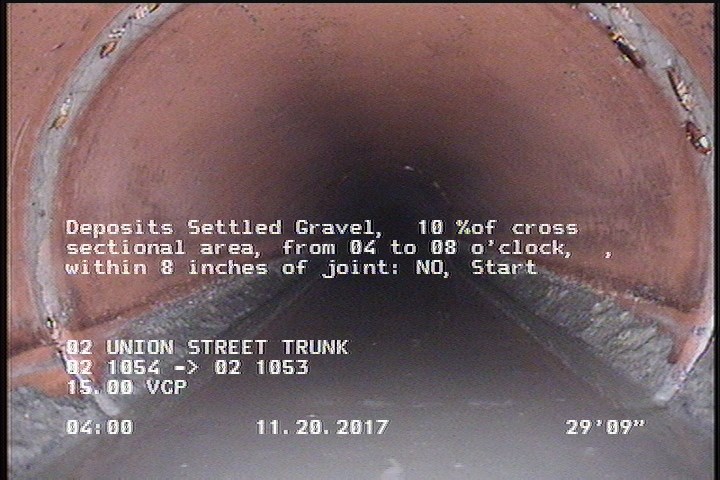 Deposits Settled Gravel, 10 %of cross sectional area, from 04 to 08 o'clock, , within 8 inches of joint: NO, Start