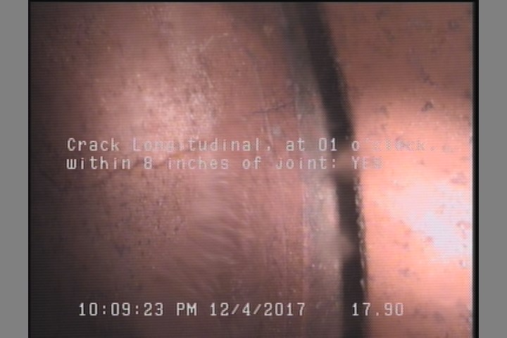 Crack Longitudinal, at 01 o'clock, within 8 inches of joint: YES