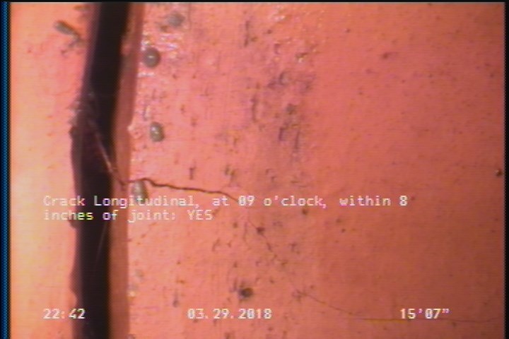 Crack Longitudinal, at 09 o'clock, within 8 inches of joint: YES