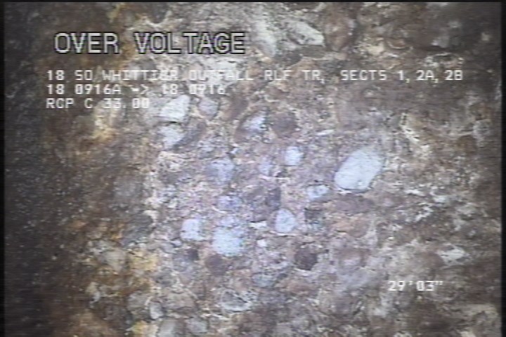 Surface Aggregate Projecting, from 08 to 09 o'clock, within 8 inches of joint: NO - SEVERE AGG