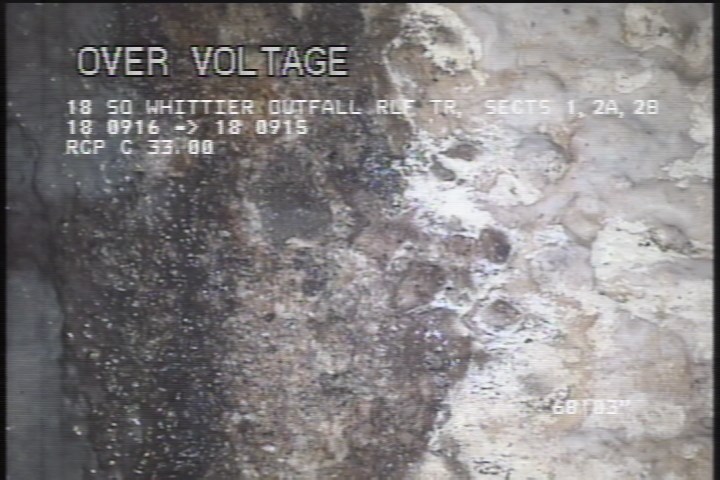 Surface Aggregate Projecting, from 03 to 04 o'clock, within 8 inches of joint: YES - SEVERE AGG