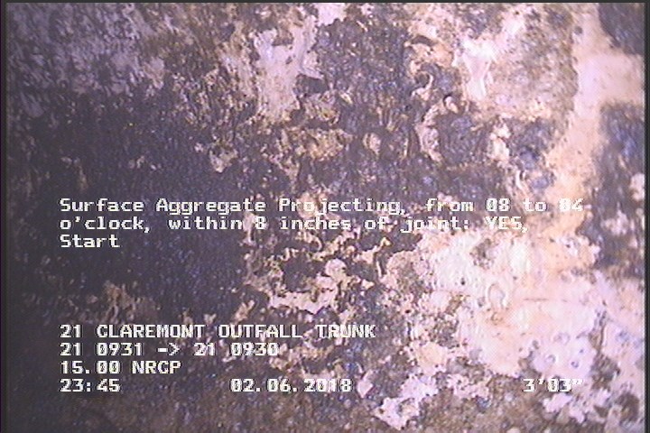 Surface Aggregate Projecting, from 08 to 04 o'clock, within 8 inches of joint: YES, Start