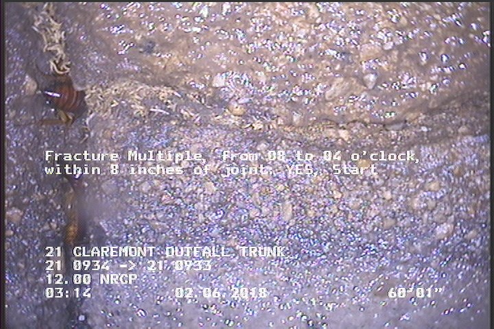 Fracture Multiple, from 08 to 04 o'clock, within 8 inches of joint: YES, Start