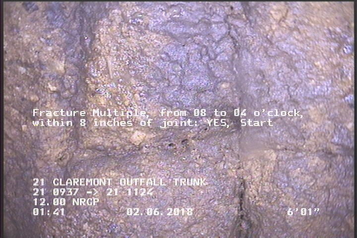 Fracture Multiple, from 08 to 04 o'clock, within 8 inches of joint: YES, Start