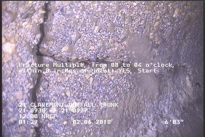 Fracture Multiple, from 08 to 04 o'clock, within 8 inches of joint: YES, Start