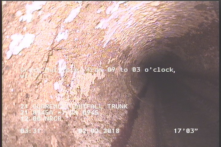 Crack Multiple, from 09 to 03 o'clock, within 8 inches of joint: YES, Start