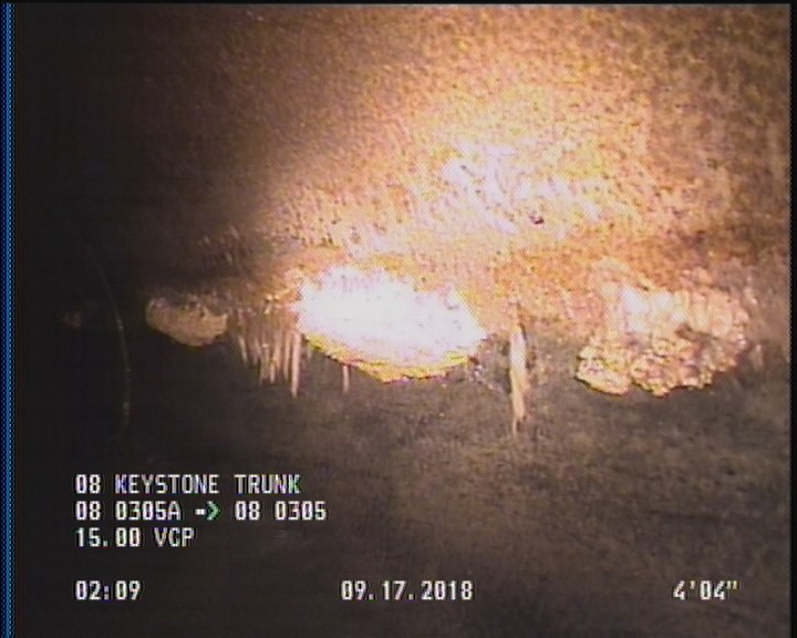 Deposits Attached Grease, 5 %of cross sectional area, at 09 o'clock, , within 8 inches of joint: YES, Start