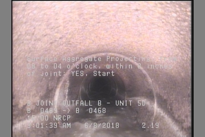 Surface Aggregate Projecting, from 08 to 04 o'clock, within 8 inches of joint: YES, Start