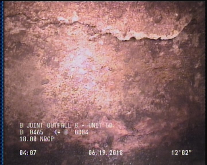Surface Aggregate Projecting, from 08 to 04 o'clock, within 8 inches of joint: YES, Start