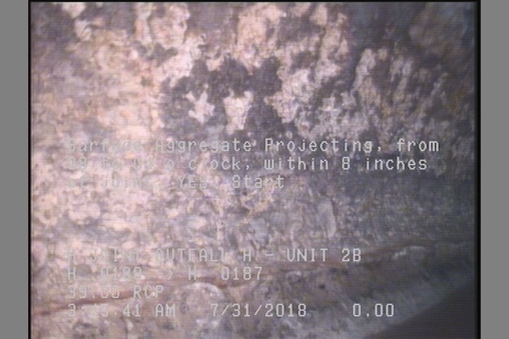 Surface Aggregate Projecting, from 08 to 04 o'clock, within 8 inches of joint: YES, Start