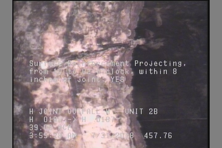 Surface Reinforcement Projecting, from 10 to 02 o'clock, within 8 inches of joint: YES