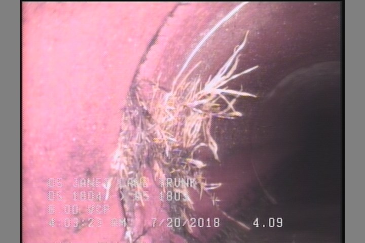 Crack Multiple, from 08 to 04 o'clock, within 8 inches of joint: YES, Start