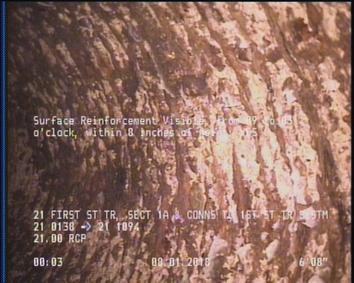 Surface Reinforcement Visible, from 09 to 03 o'clock, within 8 inches of joint: YES
