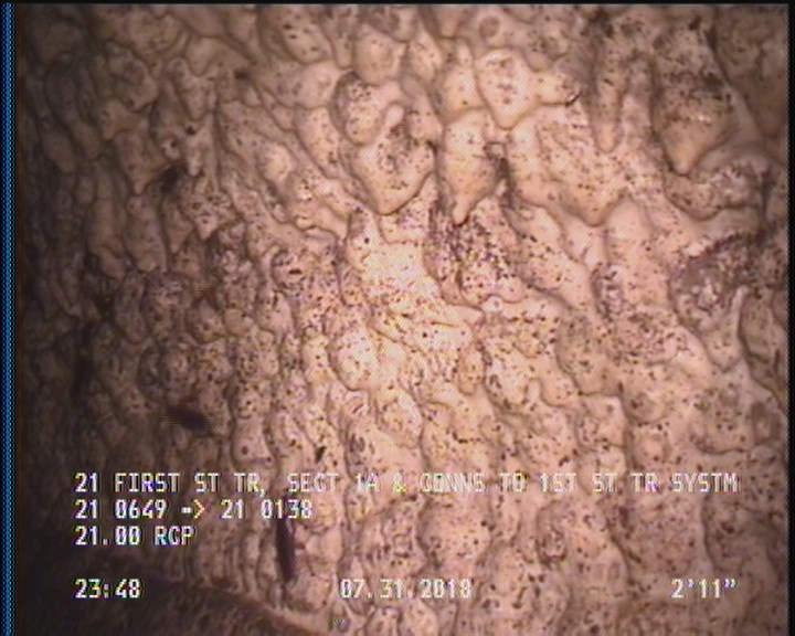 Surface Aggregate Projecting, from 08 to 04 o'clock, within 8 inches of joint: YES, Start