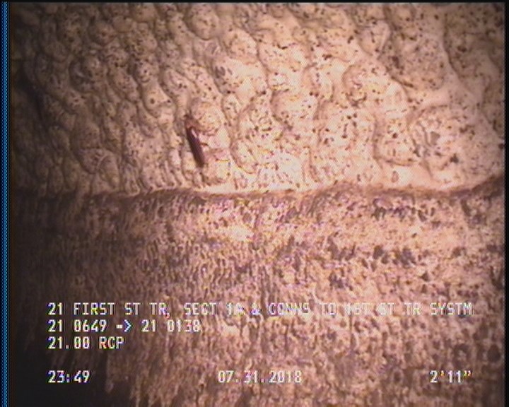 Surface Spalling, from 08 to 04 o'clock, within 8 inches of joint: YES, Start