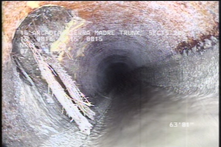 Roots Fine Connection, at 10 o'clock, within 8 inches of joint: NO