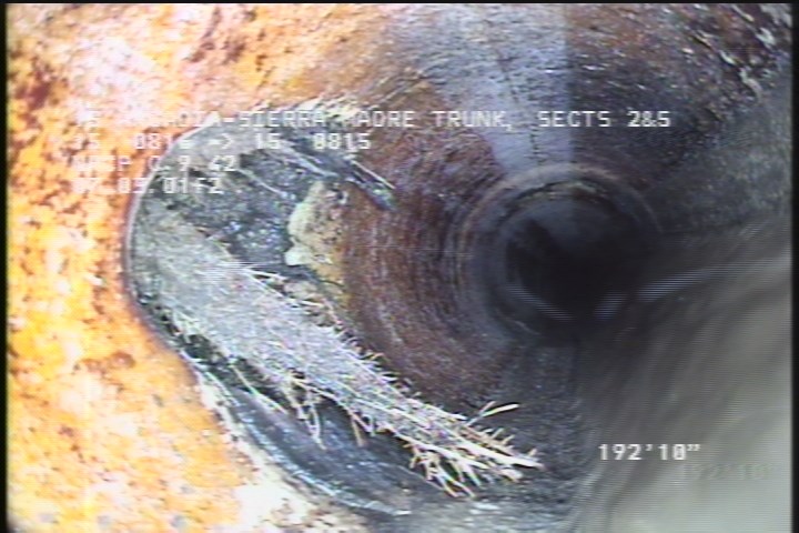 Roots Fine Connection, at 10 o'clock, within 8 inches of joint: NO