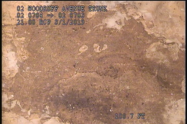 Surface Spalling, from 11 to 02 o'clock, within 8 inches of joint: NO - PEELING CONCRETE