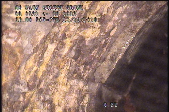 Surface Aggregate Missing, from 09 to 03 o'clock, within 8 inches of joint: YES, Start - AREA SOF MISSING TILES
