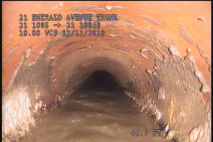 Deposits Attached Grease, 5 %of cross sectional area, from 08 to 04 o'clock, , within 8 inches of joint: YES, Start