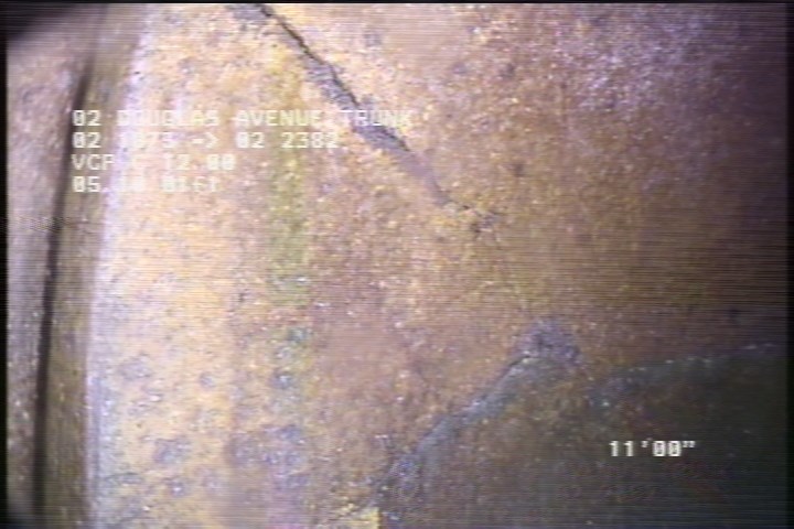 Crack Multiple, from 08 to 10 o'clock, within 8 inches of joint: YES