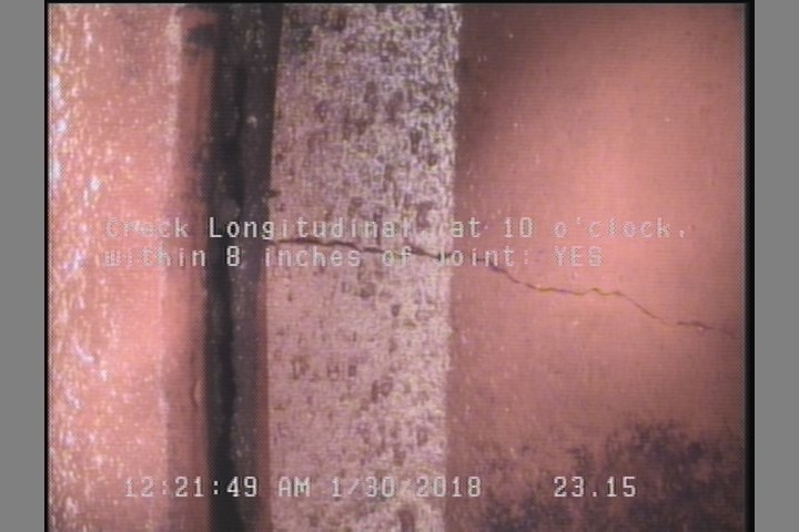 Crack Longitudinal, at 10 o'clock, within 8 inches of joint: YES