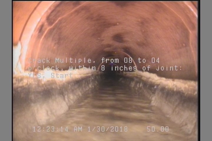 Fracture Multiple, from 08 to 04 o'clock, within 8 inches of joint: YES