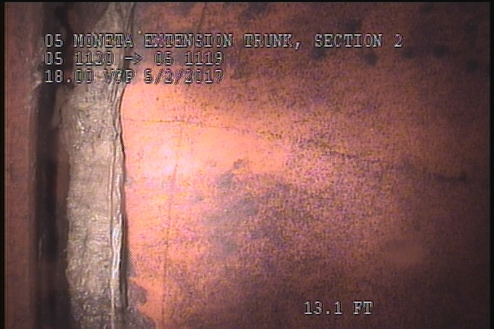 Crack Longitudinal, at 09 o'clock, within 8 inches of joint: YES